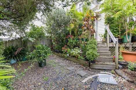 Photo of property in 5/86 Fernhill Way, Oteha, Auckland, 0632