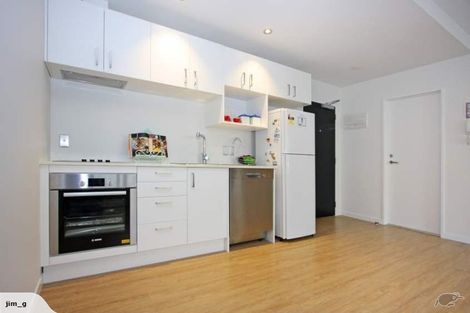 Photo of property in 1f/136 Stancombe Road, Flat Bush, Auckland, 2016