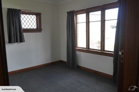 Photo of property in 20 Mornington Road, Balaclava, Dunedin, 9011