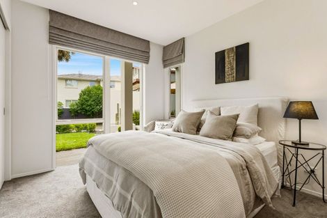 Photo of property in 6 Beresford Street, Bayswater, Auckland, 0622