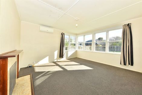 Photo of property in 9 Attlee Crescent, Bryndwr, Christchurch, 8053