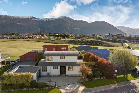 Photo of property in 108 Kings Drive, Wanaka, 9305