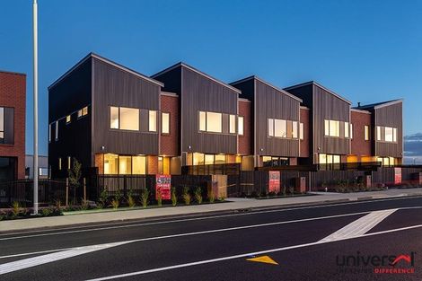 Photo of property in 469 Hobsonville Road, Hobsonville, Auckland, 0616