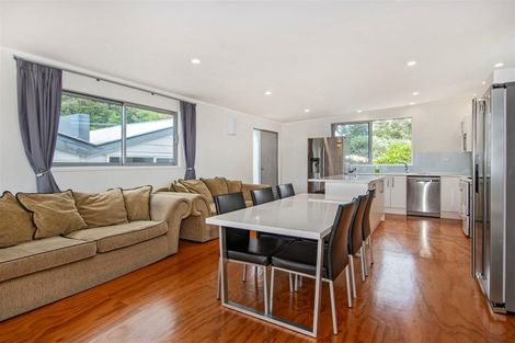 Photo of property in 5 Omutu Street, Oakura, Hikurangi, 0184