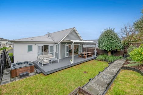 Photo of property in 115 Parkview Drive, Gulf Harbour, Whangaparaoa, 0930