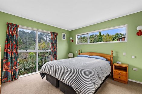 Photo of property in 80 Ravenwood Drive, Forrest Hill, Auckland, 0620