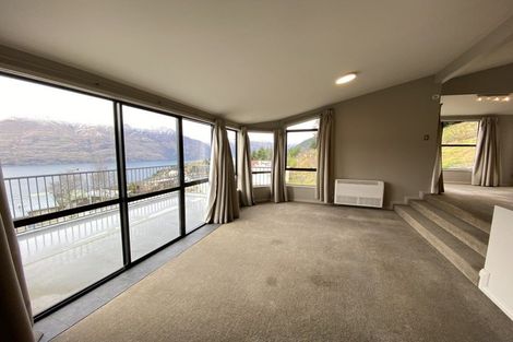 Photo of property in 6a Scott Place, Fernhill, Queenstown, 9300