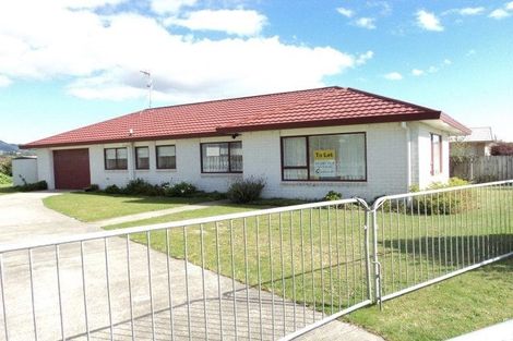 Photo of property in 112 Makarini Street, Paraparaumu, 5032