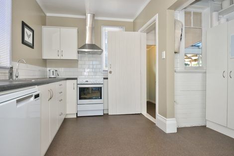 Photo of property in 295 Aberdeen Road, Gisborne, 4010