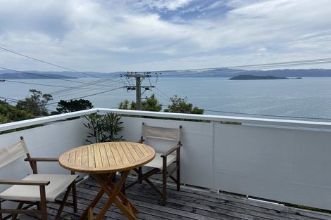 Photo of property in 58 Ferry Road, Days Bay, Lower Hutt, 5013