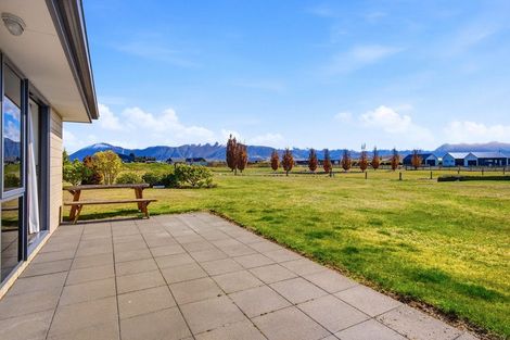 Photo of property in 19 The Drive, Twizel, 7999