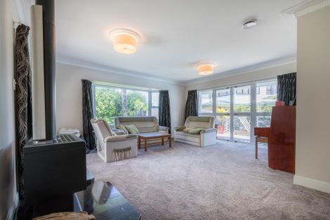 Photo of property in 6 Deanna Drive, West Harbour, Auckland, 0618