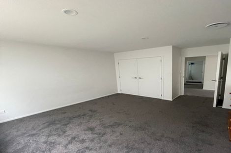 Photo of property in 11 Rere Close, Takanini, 2112