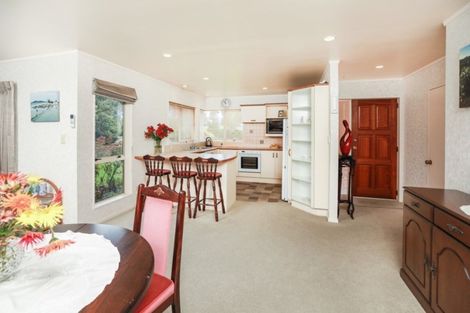 Photo of property in 72 Bartholomew Drive, Nawton, Hamilton, 3200