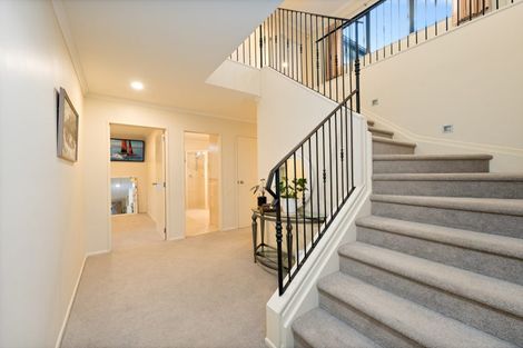 Photo of property in 35 Waimanu Bay Drive, Te Atatu Peninsula, Auckland, 0610