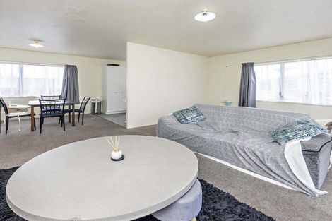 Photo of property in 1/29 Aeronautic Road, Takanini, 2112