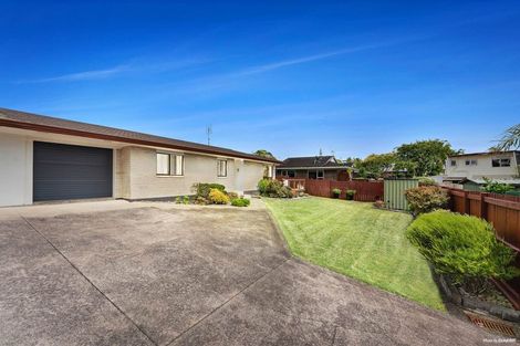 Photo of property in 7a Butley Drive, Farm Cove, Auckland, 2012