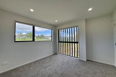 Photo of property in 3/36 Fairdale Place, Birkdale, Auckland, 0626