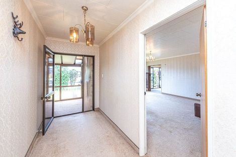 Photo of property in 12 Warwick Place, Springvale, Whanganui, 4501