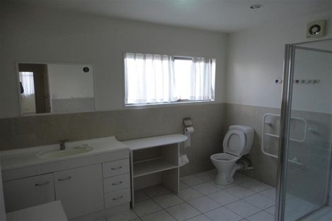 Photo of property in 37a Miro Street, New Lynn, Auckland, 0600