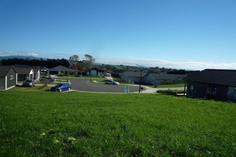 Photo of property in 8 Madeleine Place, Omokoroa, 3114