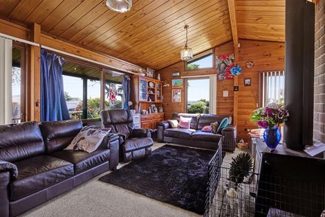 Photo of property in 5 Penrod Drive, Bell Block, New Plymouth, 4312