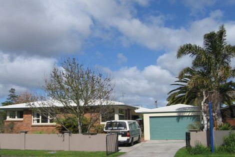 Photo of property in 16 Harris Street, Mount Maunganui, 3116