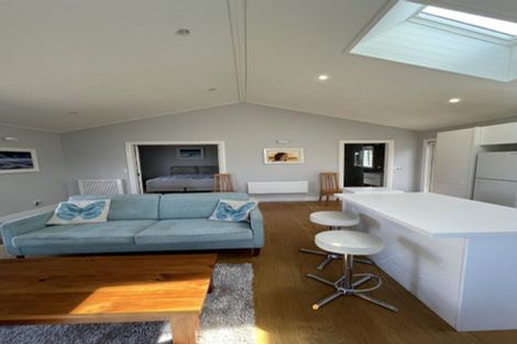 Photo of property in 57 Cedar Drive, Kelvin Heights, Queenstown, 9300