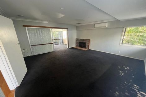 Photo of property in 1/658 Beach Road, Browns Bay, Auckland, 0630