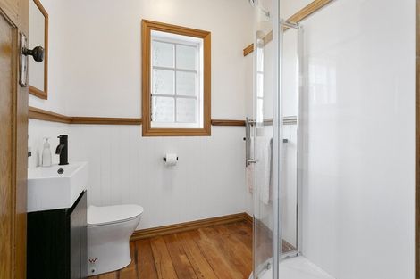 Photo of property in 27 Princes Street, Cambridge, 3434