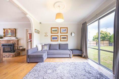 Photo of property in 1060 Kaipara Coast Highway, Kaukapakapa, 0873