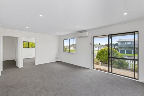 Photo of property in 42 Quinn Road, Levin, 5510