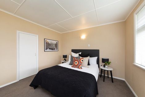 Photo of property in 16 Aberdeen Avenue, Takaro, Palmerston North, 4412
