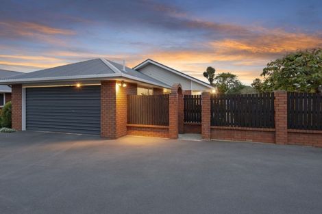 Photo of property in 120b Somerfield Street, Somerfield, Christchurch, 8024