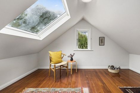 Photo of property in 127 Aro Street, Aro Valley, Wellington, 6021