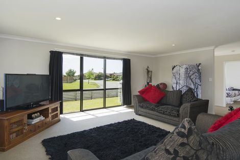 Photo of property in 34 Twin Oak Avenue, Papamoa Beach, Papamoa, 3118