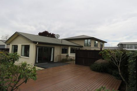 Photo of property in 28 Dinton Street, Russley, Christchurch, 8042