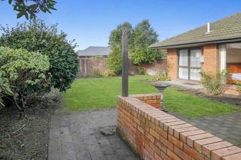 Photo of property in 22 Apsley Drive, Russley, Christchurch, 8042