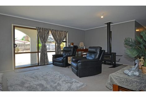 Photo of property in 14 Syme Crescent, Kawerau, 3127