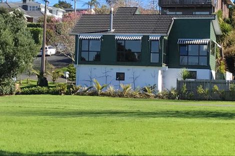 Photo of property in 1/146 Exmouth Road, Northcote, Auckland, 0627