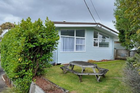 Photo of property in 61 Carr Street, Te Kamo, Whangarei, 0112