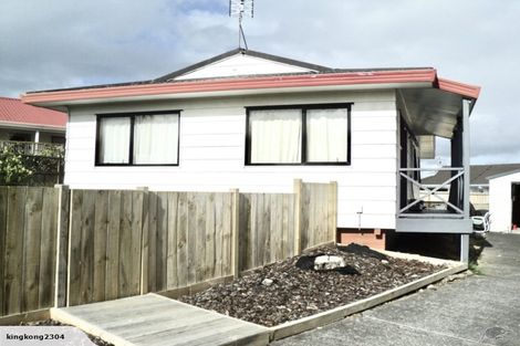 Photo of property in 7 Sandgate Avenue, Botany Downs, Auckland, 2010