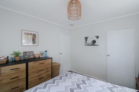 Photo of property in 1/11 Lowry Crescent, Stokes Valley, Lower Hutt, 5019