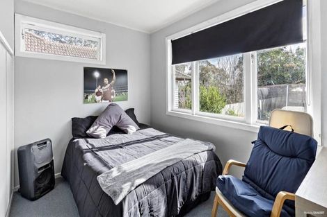 Photo of property in 15 Amberley Avenue, Te Atatu South, Auckland, 0610