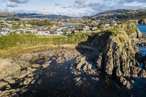 Photo of property in 3 Terrace Road, Titahi Bay, Porirua, 5022