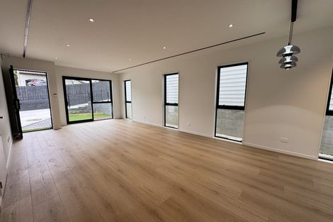 Photo of property in 3a Newstead Avenue, Browns Bay, Auckland, 0632