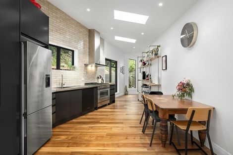 Photo of property in 16 Tully Street, Kilbirnie, Wellington, 6022