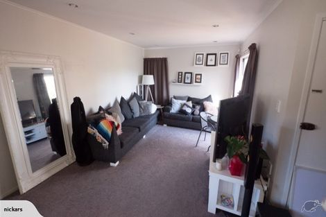 Photo of property in 15 Devonshire Road, Unsworth Heights, Auckland, 0632