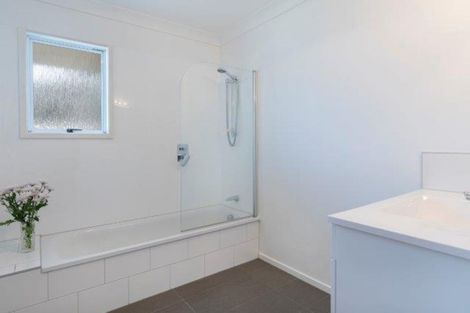 Photo of property in 37 Philomel Crest, Welcome Bay, Tauranga, 3112