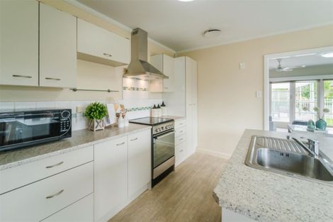 Photo of property in 9 Colwyn Street, Bryndwr, Christchurch, 8053